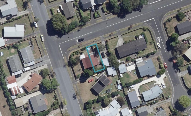 1/2 Radiata Street, HAMILTON, Hamilton - Carousel 1
