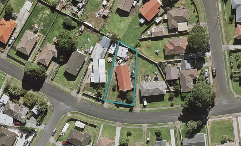 53 Ferguson Street, Mangere East, Auckland - Carousel 1