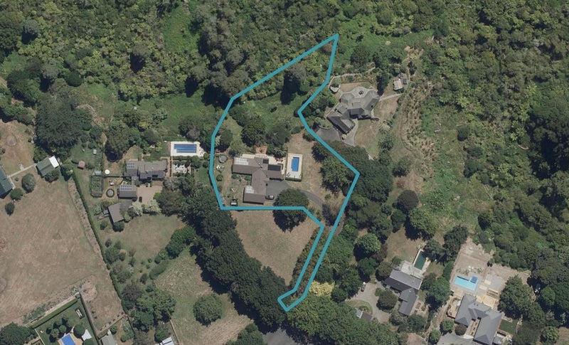 23 Dalbeth Place, Matangi, Hamilton - Carousel 1