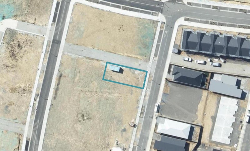 16 Kaki Drive, Kenepuru, Porirua - Carousel 1