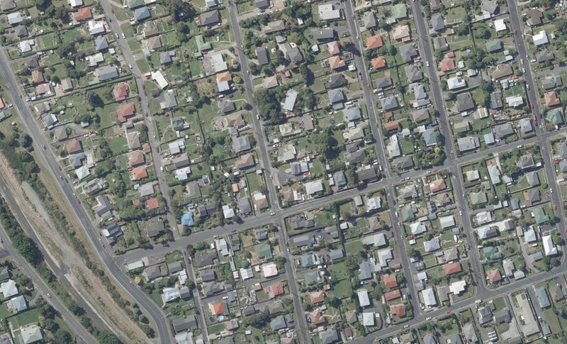 17 Teignmouth Street, Abbotsford, Dunedin - Carousel 1