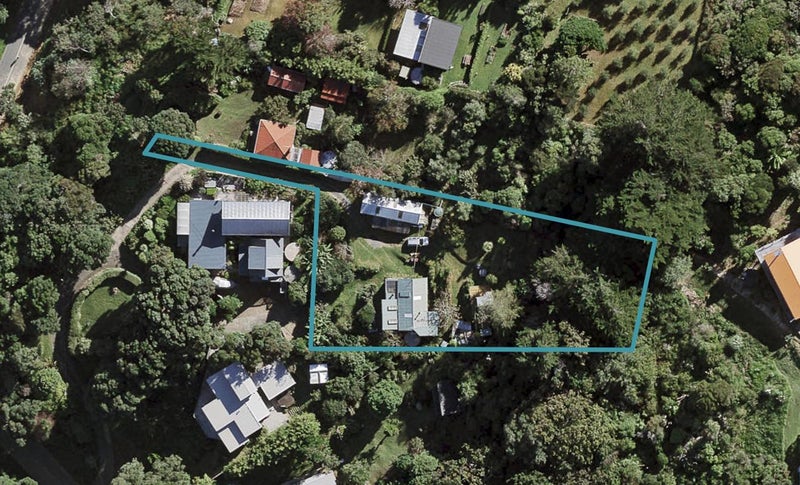 104 Wharf Road, Ostend, Waiheke Island - Carousel 1