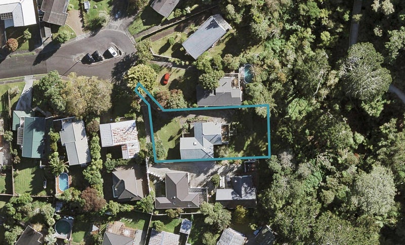 15 Orsova Place, Lynfield, Auckland - Carousel 1