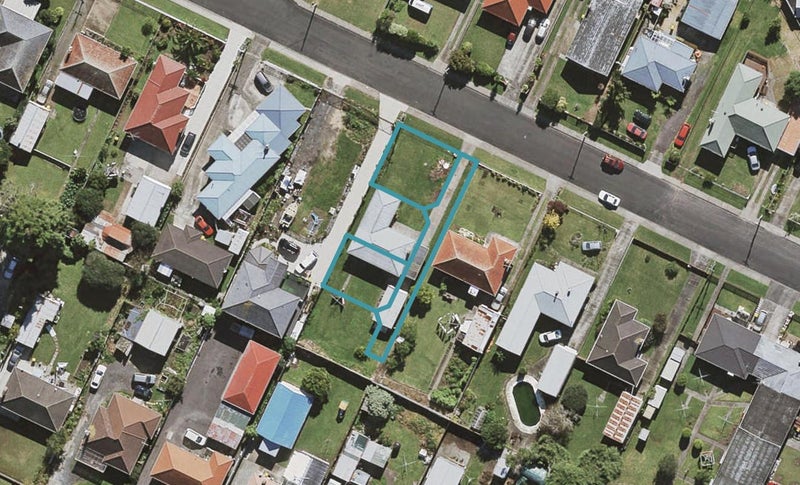 12D Hallberry Road, Mangere East, Auckland - Carousel 1