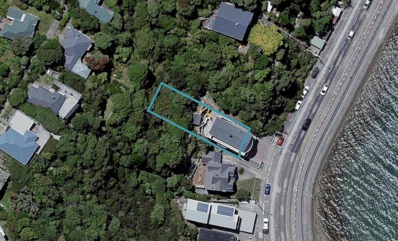 202 Evans Bay Parade, Hataitai, Wellington - Carousel 1