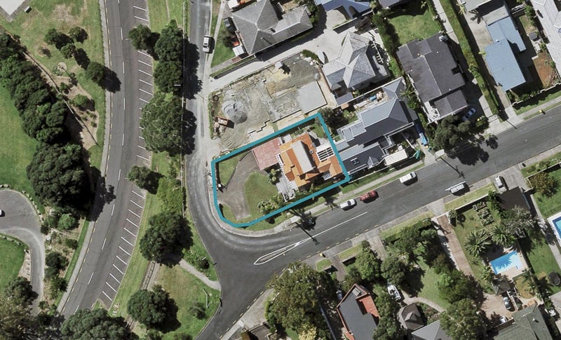 1/6 Marine Terrace, Bayswater, Auckland - Carousel 1