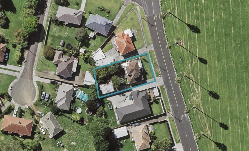 111 Dunkirk Road, Panmure, Auckland - Carousel 1