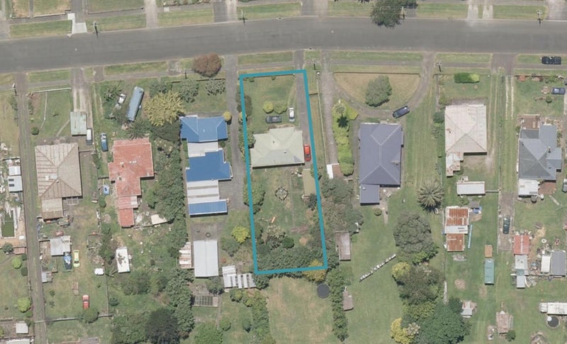 53 Bignell Street, Gonville, Whanganui - Carousel 1