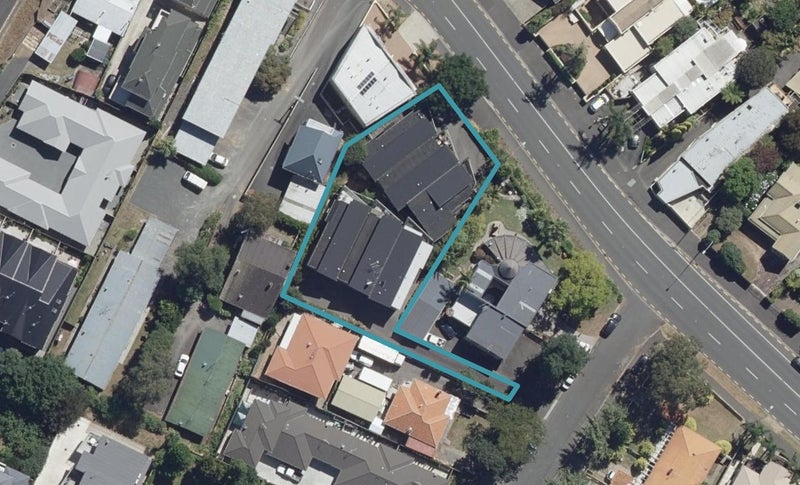 1231A Victoria Street, Whitiora, Hamilton - Carousel 1