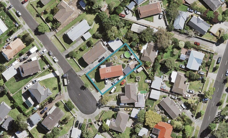 12 Mayer Place, Ranui, Auckland - Carousel 1
