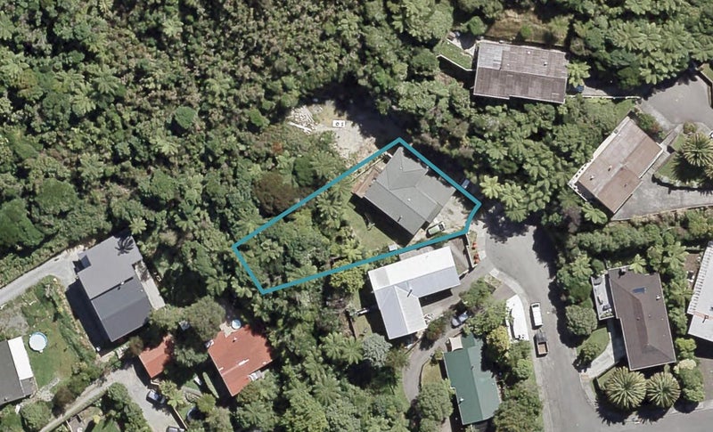 45 Sunnyview Drive, Brown Owl, Upper Hutt - Carousel 1