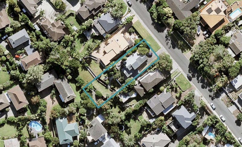 15 Cliff Road, Torbay, Auckland - Carousel 1