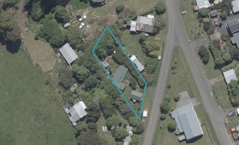 4 Baird Street, Long Beach, Port Chalmers - Carousel 1