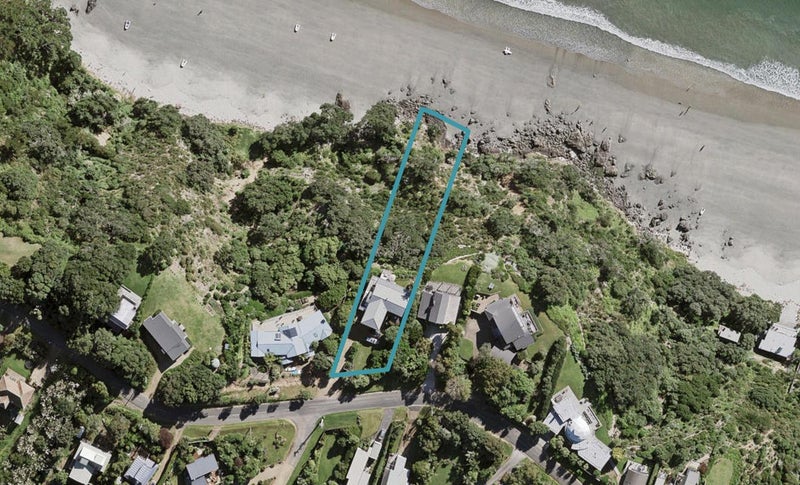 360 Sea View Road, Onetangi, Waiheke Island - Carousel 1