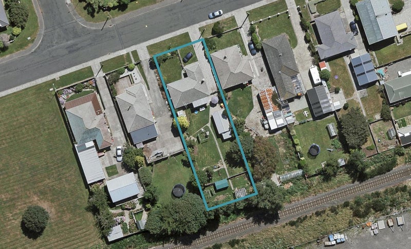 107 West Street, Hawthorndale, Invercargill - Carousel 1