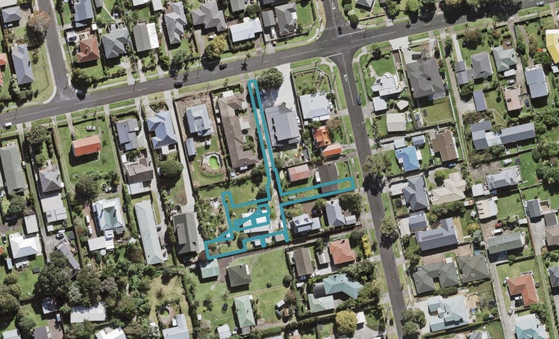 32 Whakahui Lane, Mangere Bridge, Auckland - Carousel 1