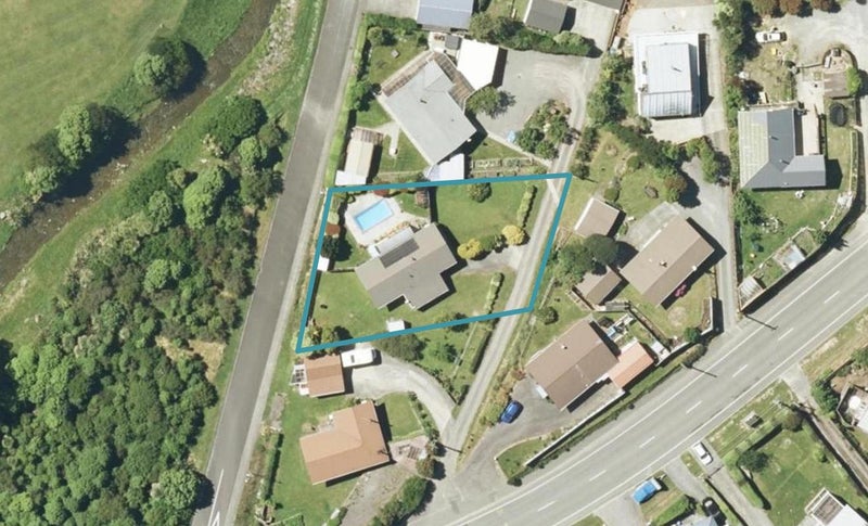 237A Waikawa Road, Waikawa, Picton - Carousel 1