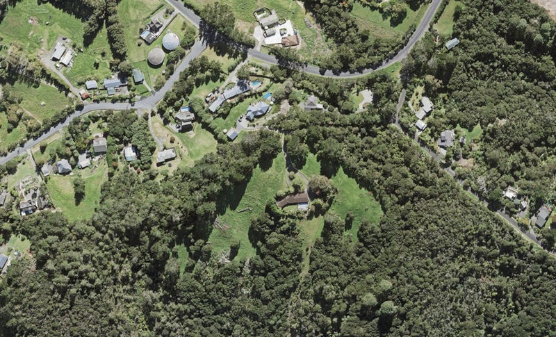 2 Trig Station Rise, Paremoremo, Auckland - Carousel 1