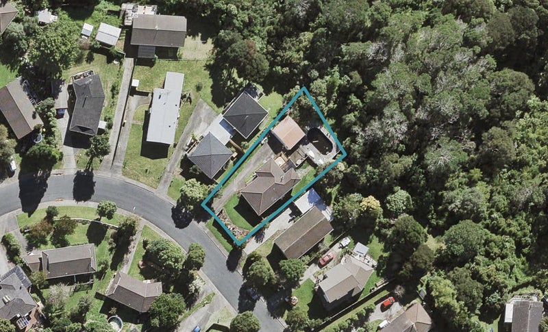 28 Glastron Place, Bayview, Auckland - Carousel 1