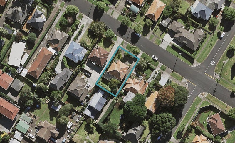 28 Rawhiti Road, One Tree Hill, Auckland - Carousel 1