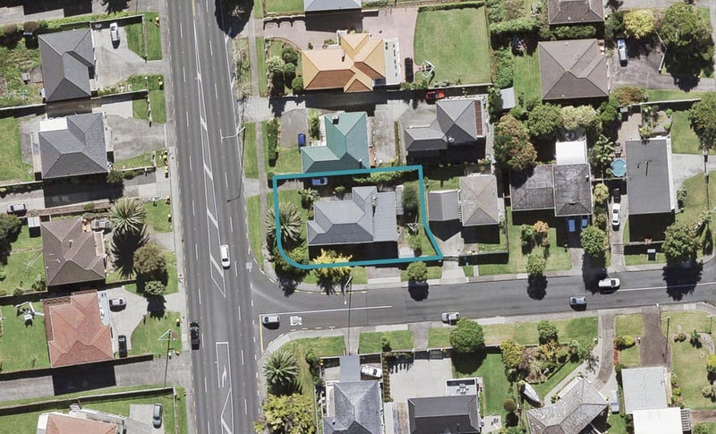 4311 Great North Road, Glendene, Auckland - Carousel 1