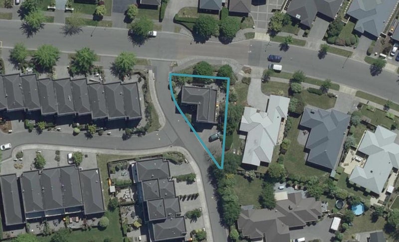 1 Country Club Terrace, Northwood, Christchurch - Carousel 1