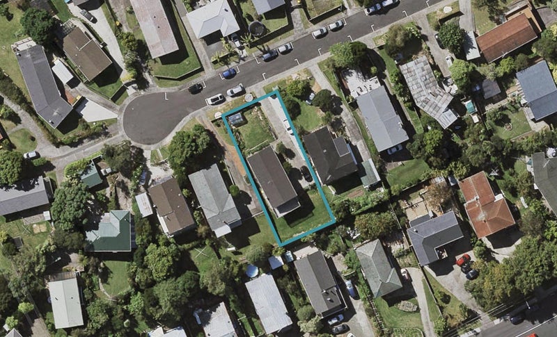 10 Mirovale Place, Totara Vale, Auckland - Carousel 1