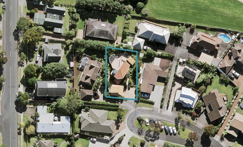 19 Monet Grove, West Harbour, Auckland - Carousel 1