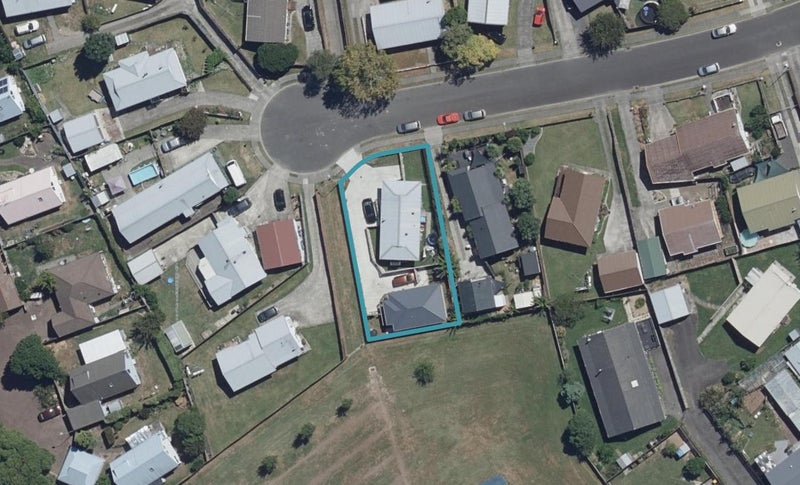 19 Kentucky Crescent, Nawton, Hamilton - Carousel 1