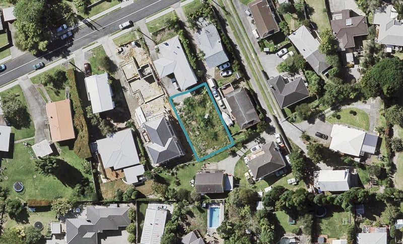 32A Richards Avenue, Forrest Hill, Auckland - Carousel 1