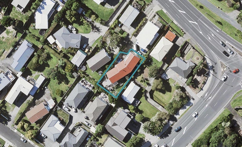 696A East Coast Road, Pinehill, Auckland - Carousel 1