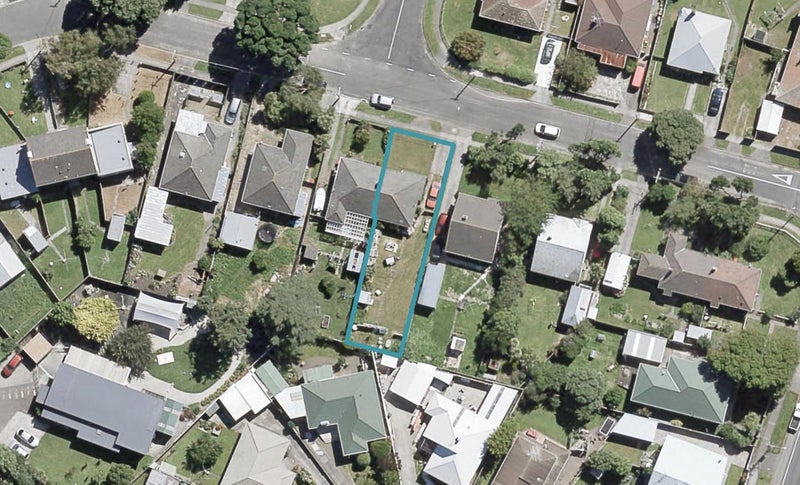 68 Durham Crescent, Fairfield, Lower Hutt - Carousel 1