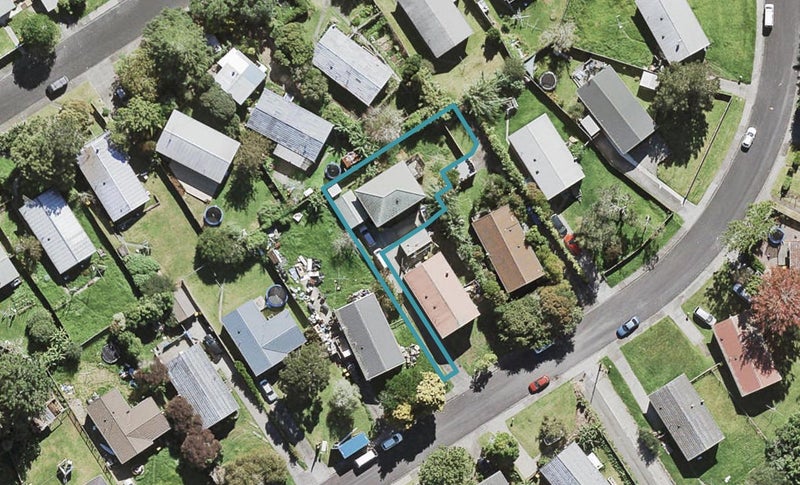 24A Taurus Crescent, Beach Haven, Auckland - Carousel 1