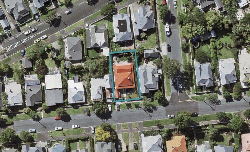 26 Ewen Alison Avenue, Devonport, Auckland - Carousel 1
