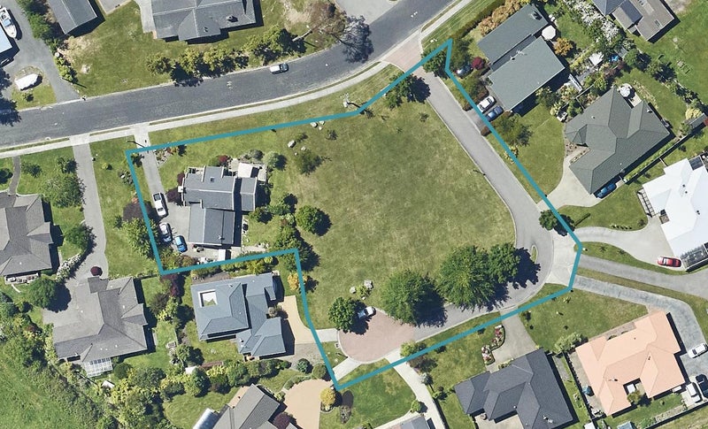 30 Holden Avenue, Holdens Bay, Rotorua - Carousel 1