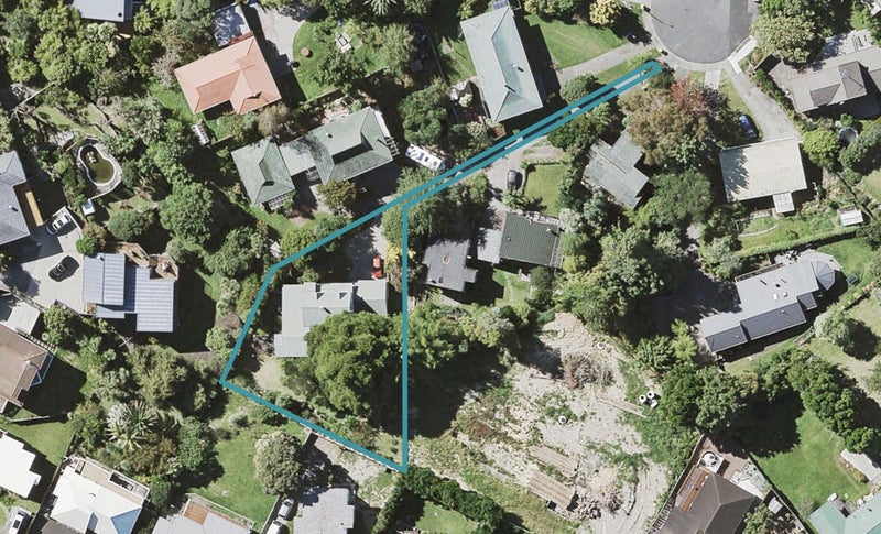 26 Wisteria Way, Mairangi Bay, Auckland - Carousel 1