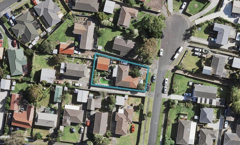 6 Crispian Place, Weymouth, Auckland - Carousel 1