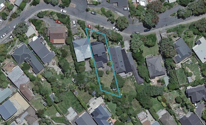 51 Ranui Crescent, Khandallah, Wellington - Carousel 1