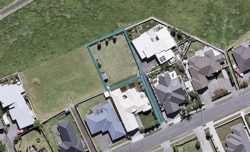 17A Dolphin Parade, Bell Block, New Plymouth - Carousel 1