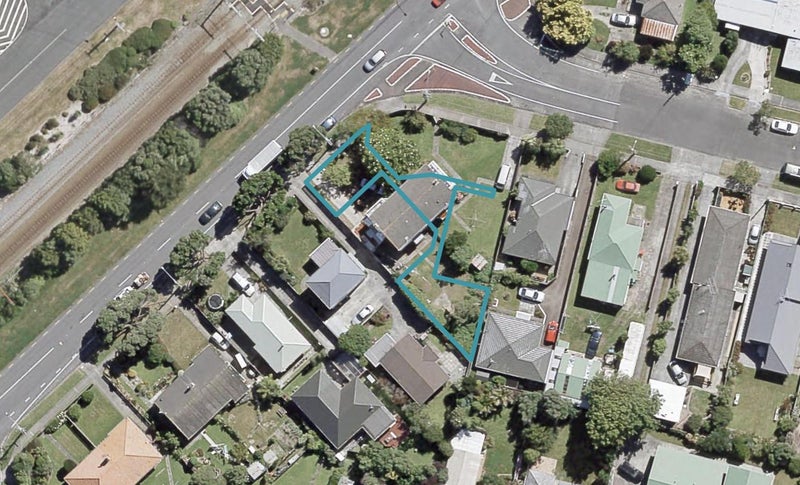 1/123 Cambridge Terrace, Fairfield, Lower Hutt - Carousel 1