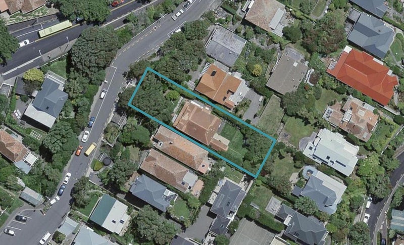 9 Grove Road, Kelburn, Wellington - Carousel 1
