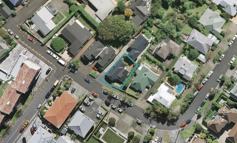 6 Ely Avenue, Remuera, Auckland - Carousel 1