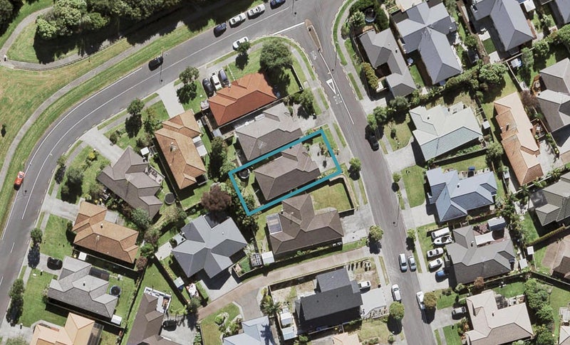 3 Arlose Place, Westgate, Auckland - Carousel 1
