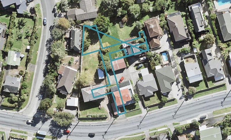 1/147C Carlisle Road, Northcross, Auckland - Carousel 1