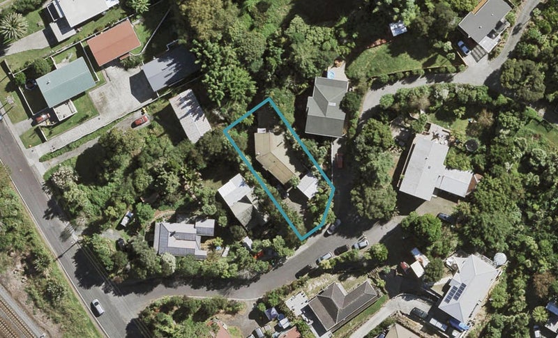 6 Kukupa Road, Sunnyvale, Auckland - Carousel 1