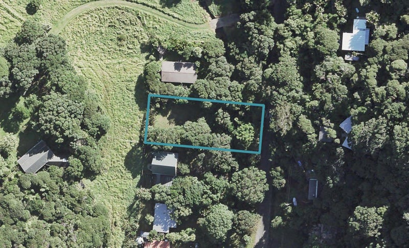 52 Karekare Road, Karekare, Auckland - Carousel 1