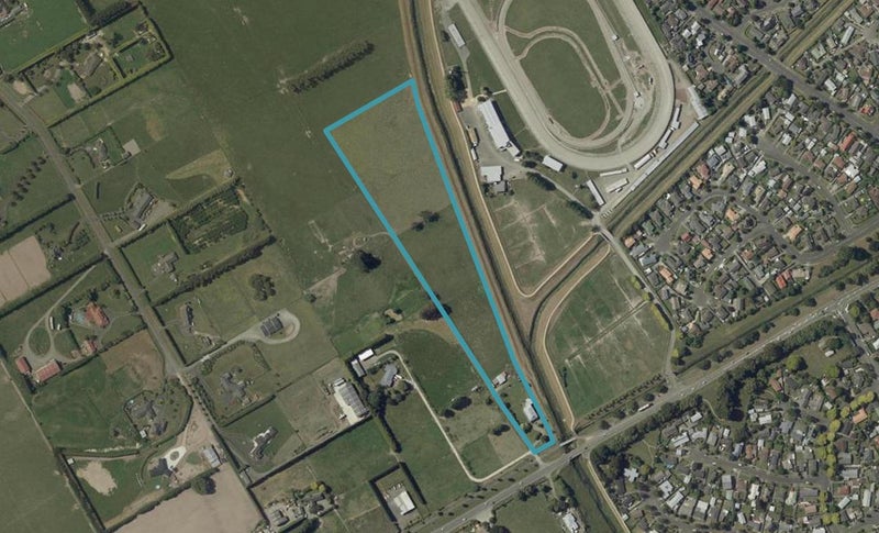 235 Pioneer Highway, Highbury, Palmerston North - Carousel 1