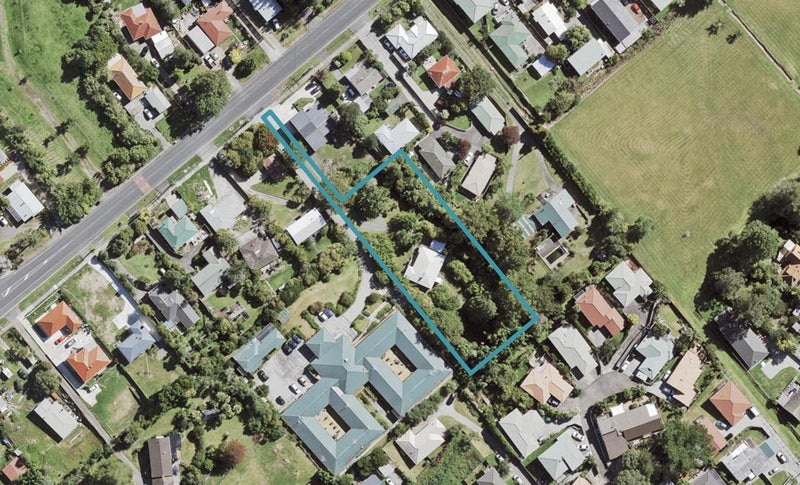 194 Henderson Valley Road, Henderson, Auckland - Carousel 1