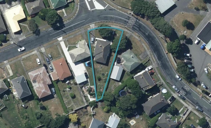 49 Awarua Street, Elsdon, Porirua - Carousel 1