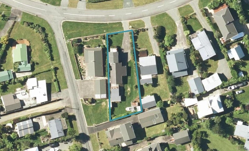 18 Okiwi Crescent, Ōkiwi Bay - Carousel 1